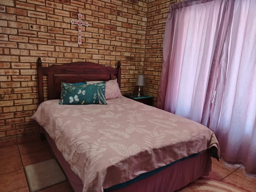 Commercial Property for Sale in Modderfontein AH North West